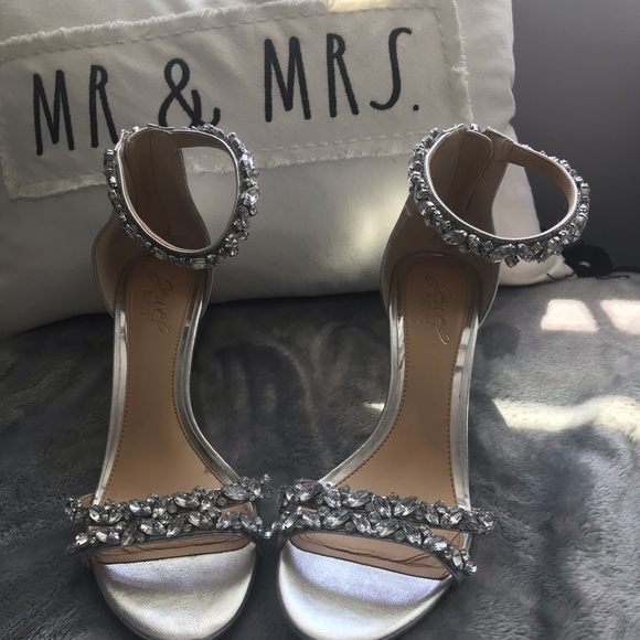 Jewel Badgley Mischka Heel - Picture 3 of 11